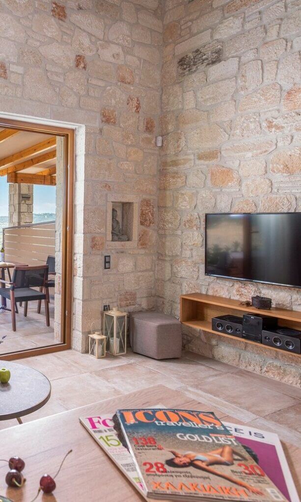 Accommodation 2 accommodation livingroom right1